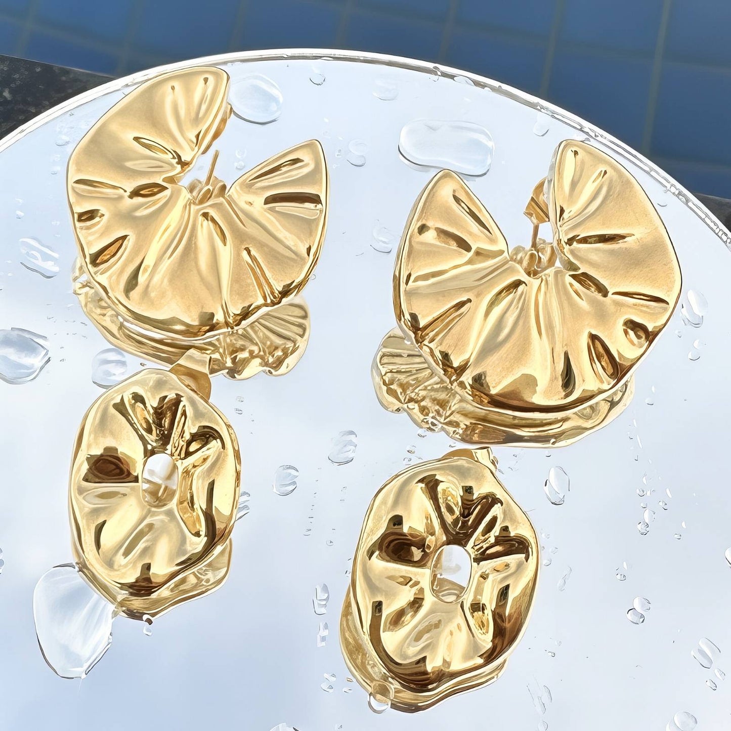 18K gold plated Stainless steel  Flowers earrings, Intensity