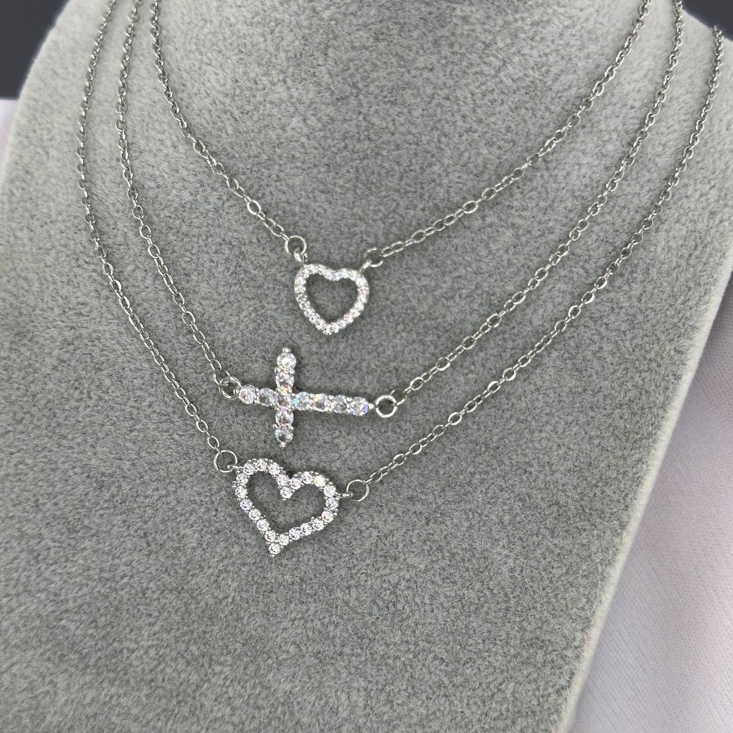 Stainless steel  Heart necklace, Intensity