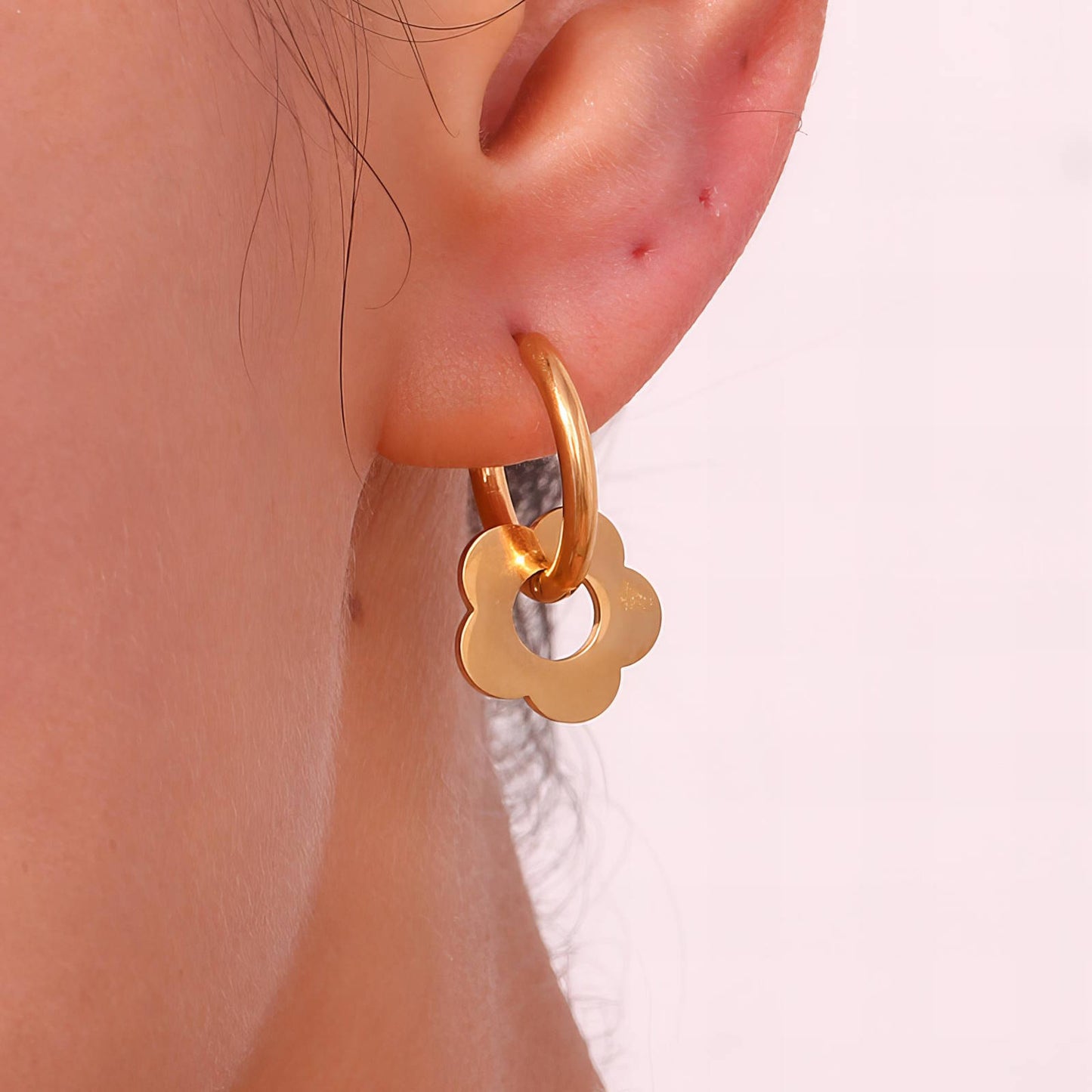 18K gold plated Stainless steel  Flowers earrings, Intensity